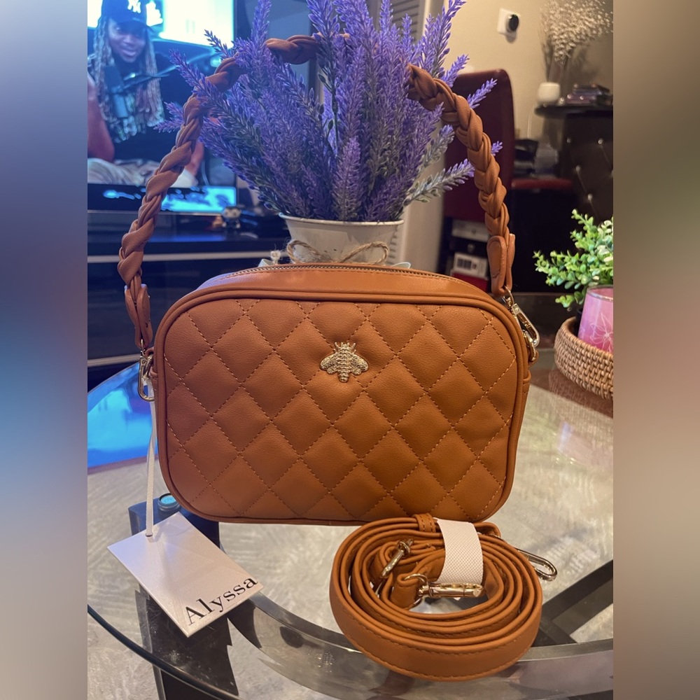 Alyssa Crossbody